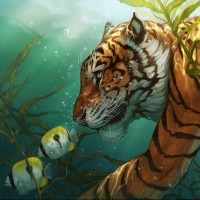 Тигр плавает среди водорослей и красивых рыбок