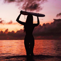 Аватар для ВК с сёрфингом