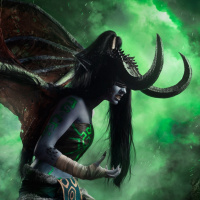 Косплей Иллидана из Warcraft от девушки с длинными черными волосами