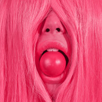 Аватар для ВК с розовыми волосами