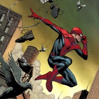 Человек-паук переодевается в костюм в полёте, раскидывая свою одежду по улице