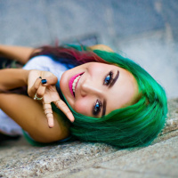 Аватарка зелёные волосы