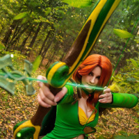 Dota 2’s Windranger снята с помощью косплея