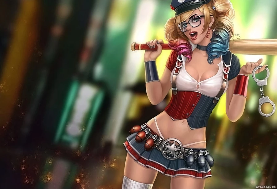 Девушка с оборудованием и аксессуарами Harley Quinn