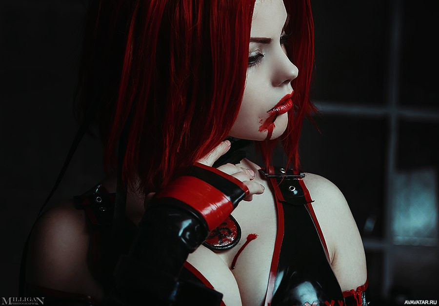 Bloodrayne cosplay персонаж